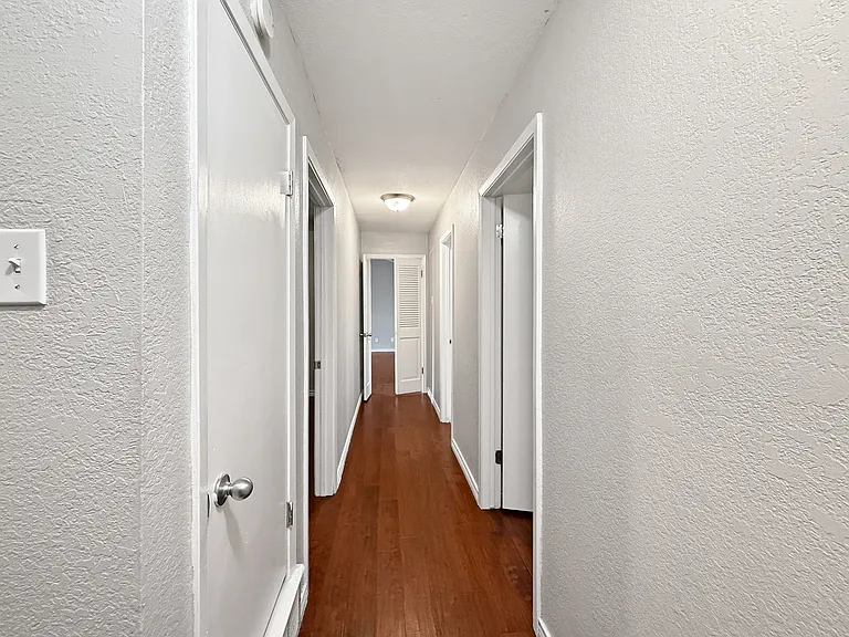 6251 Shirley Dr — Photo 15