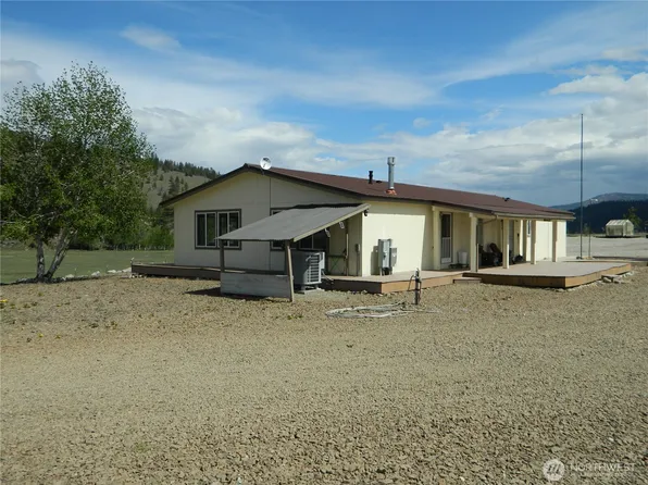 29 Duck Flats Road, Tonasket, WA 98855