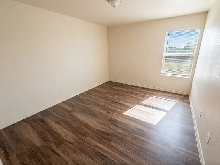815 Eastland Dr #A — Photo 11