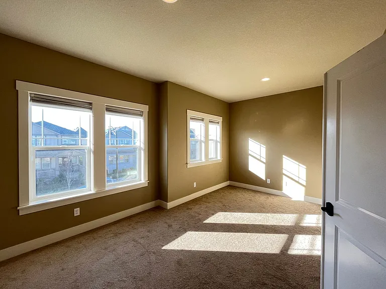 14753 NW Olive St — Photo 32