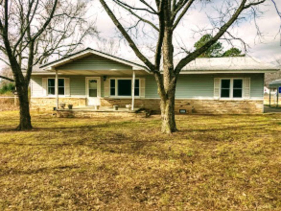 300 Roberts St, Talihina, OK 74571 Zillow