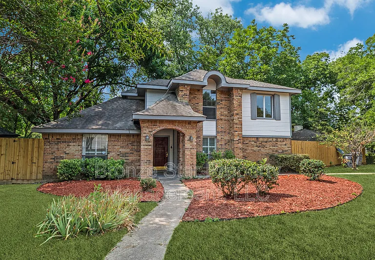 4710 Fallon Pl — Photo 1