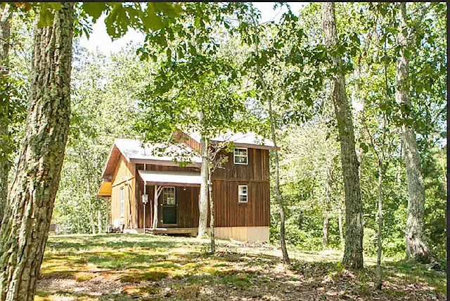 1440 Spout Springs Rd — Photo 2