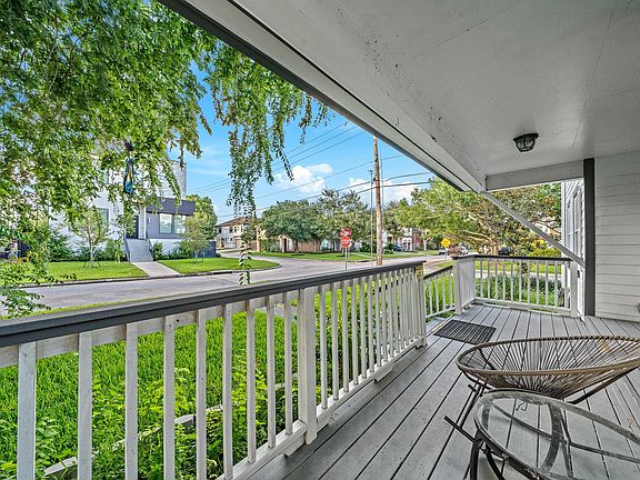 4th image of 4401 Holt St