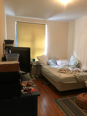 Rented by PMG Real Estate  | media 33