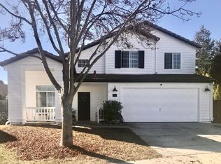 2111 Pecan Ct, Hollister, CA 95023