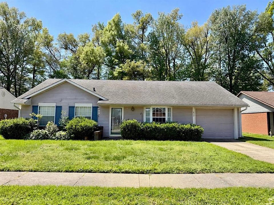 1st image of 832 Mary Lou Ct