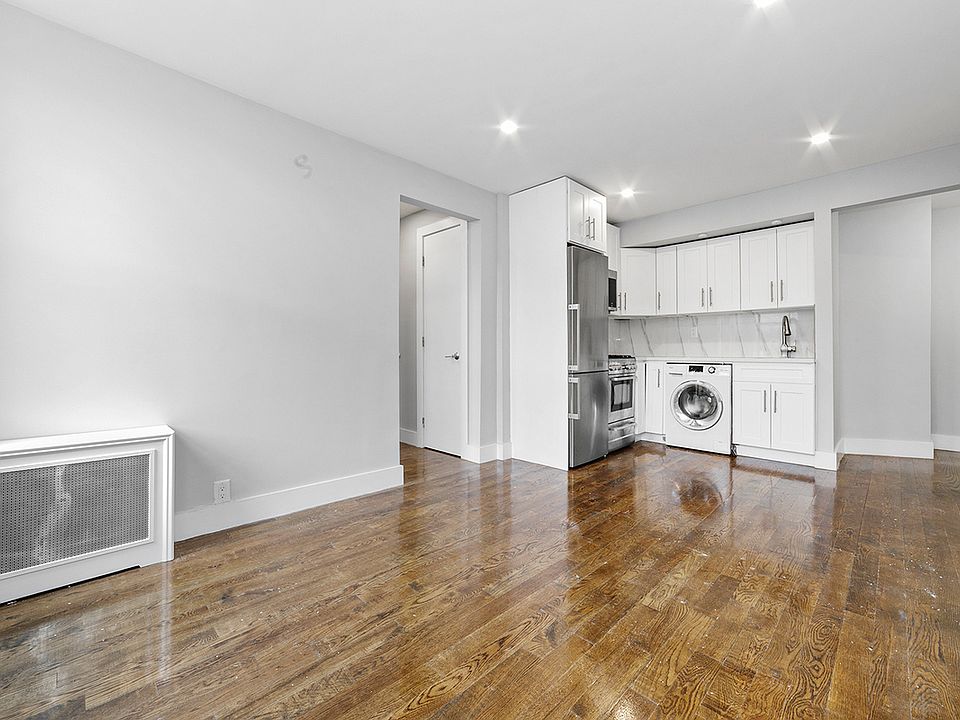 1st image of 1661 Park Ave #2B
