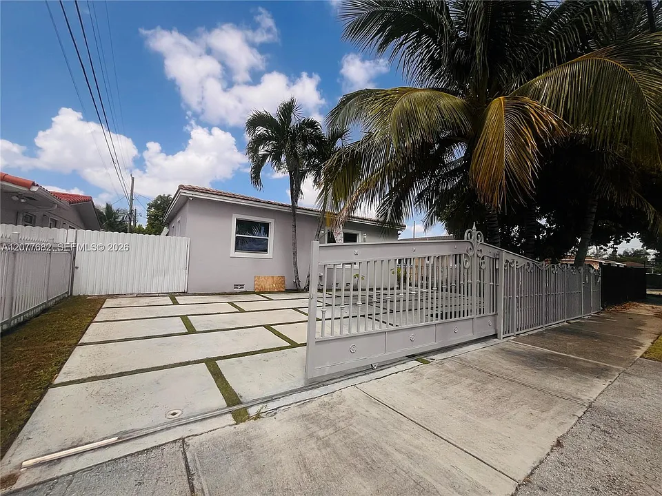 1920 NW 32nd Ave