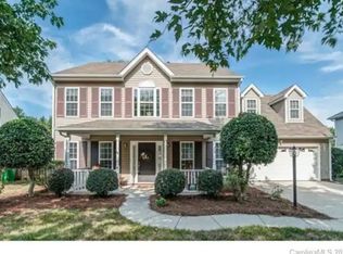 10002 Wild Dogwood Ct, Charlotte, NC 28273