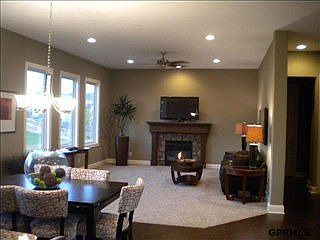 5th image of 17602 Miami Cir