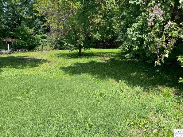 108 E Hogan St, Sedalia, MO 65301