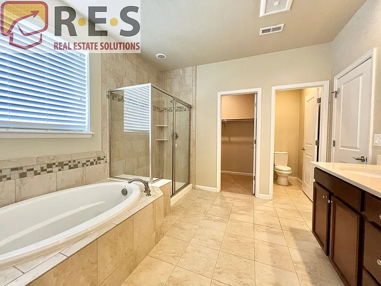 2331 Lodgepole Creek Dr — Photo 20