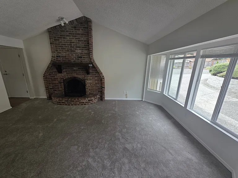 6002 44th Ave NW — Photo 16