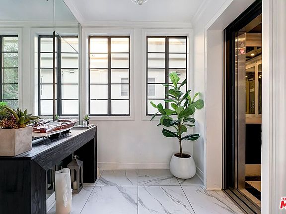 4th image of 403 N Palm Dr #3
