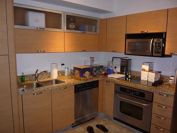 5th image of 3180 Coral Way APT 903