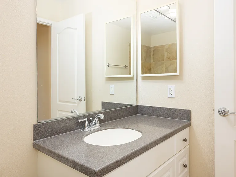 M8-2 Koio Dr #92 — Photo 18