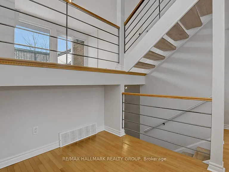 261 Bruyere St — Photo 11