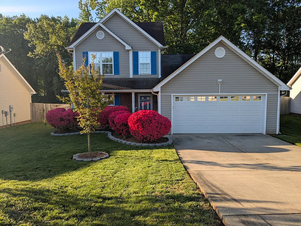 1701 Clooney Ln