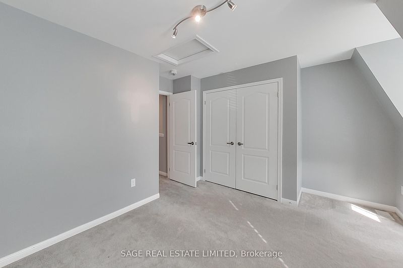 Ajax Townhouse for rent - 2 Bedrooms — photo 33
