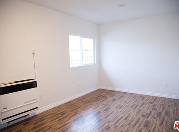 3rd image of 1036 N Bonnie Brae St APT 3