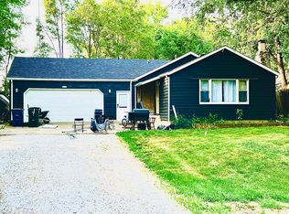 4976 River Rd, Kankakee, IL 60901