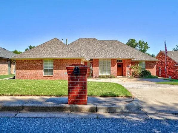 1329 Smiling Hill Blvd, Edmond, OK 73013