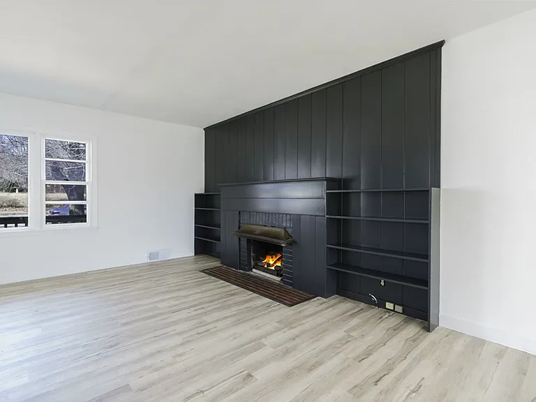 1122 Franklin St — Photo 7