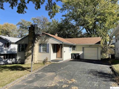 4231 N 66th St, Omaha, NE, 68104
