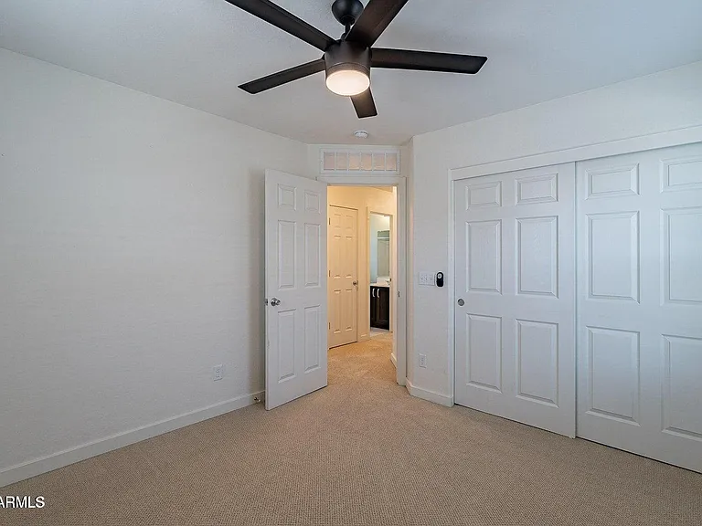 1061 S Hawk Ln — Photo 15