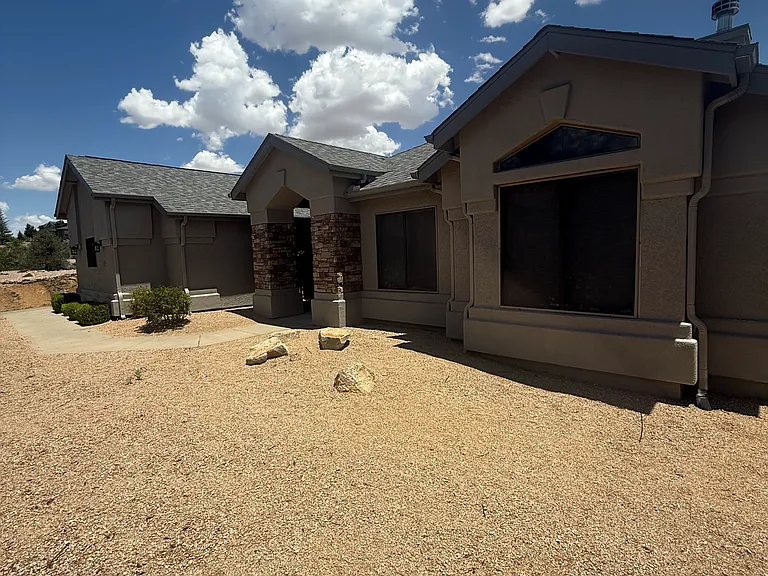 665 N Creekside Dr — Photo 22