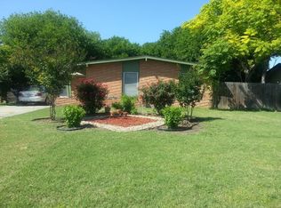 335 Artemis Dr, San Antonio, TX 78218