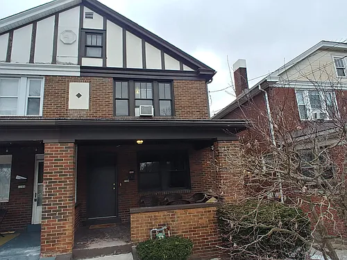 1322 Wightman St Photo 1