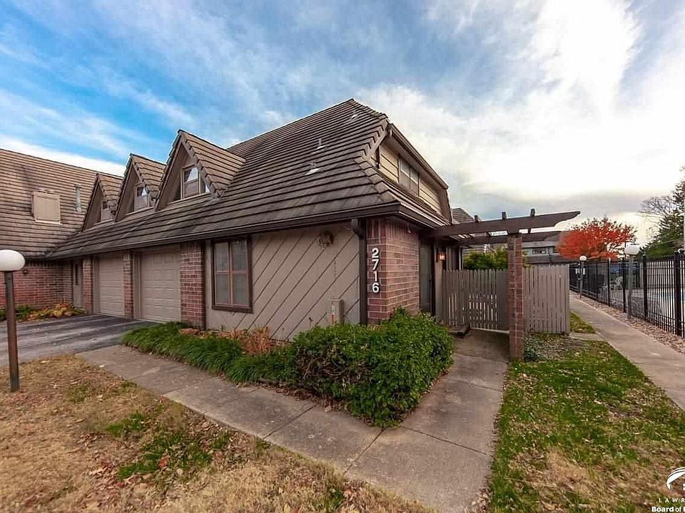 2716 W 24th Lawrence, KS listing photo #1