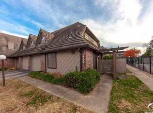 2716 W 24th Ter, Lawrence, KS 66047