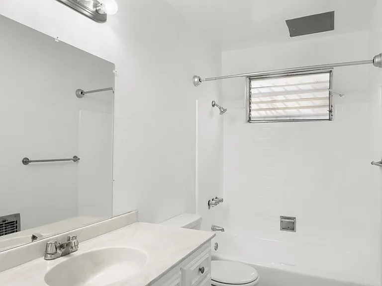 1642 S Westgate Ave #1 — Photo 8