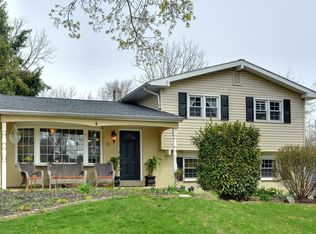 31 Wood Ln, Malvern, PA 19355