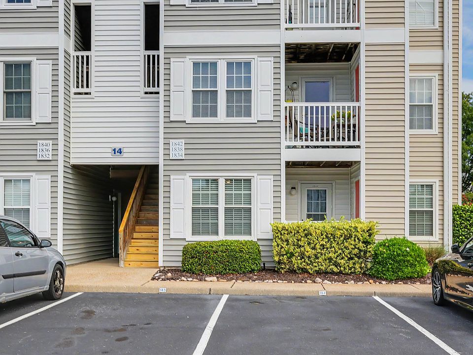 1st image of 1834 Chantilly Ct