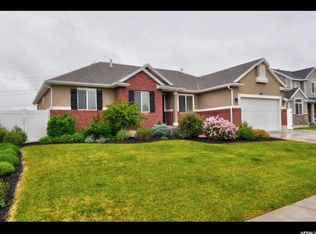 1852 S 2095 W, Woods Cross, UT 84087
