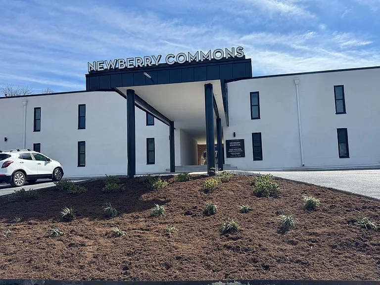 Newberry Commons — Photo 19