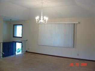 13252 Edna St, Omaha, NE 68138