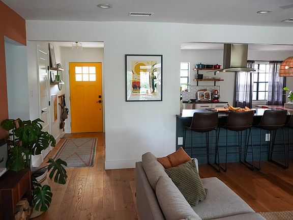 2nd image of 7502 Dawn Hill Cir