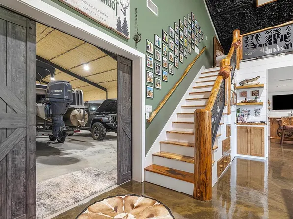 330 Concord Hill Rd, Zavalla, TX 75980