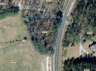 1056 Robert Little Rd, Grimesland, NC 27837