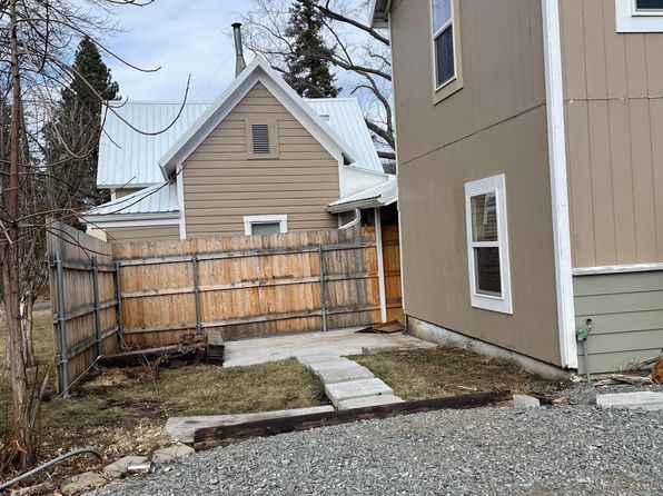 (undisclosed Address), Cove, OR 97824