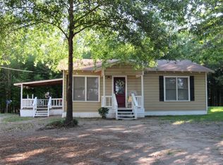 515 E Linn St, Huntington, TX 75949