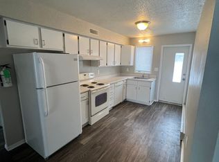 1915 Main St APT D, Cedar Falls, IA 50613