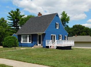 1204 James Ave, Rockford, IL 61107