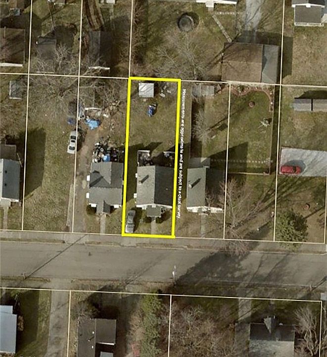 2nd image of 2345 21st St NE