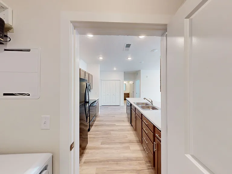 1720 Morningside Ave — Photo 28